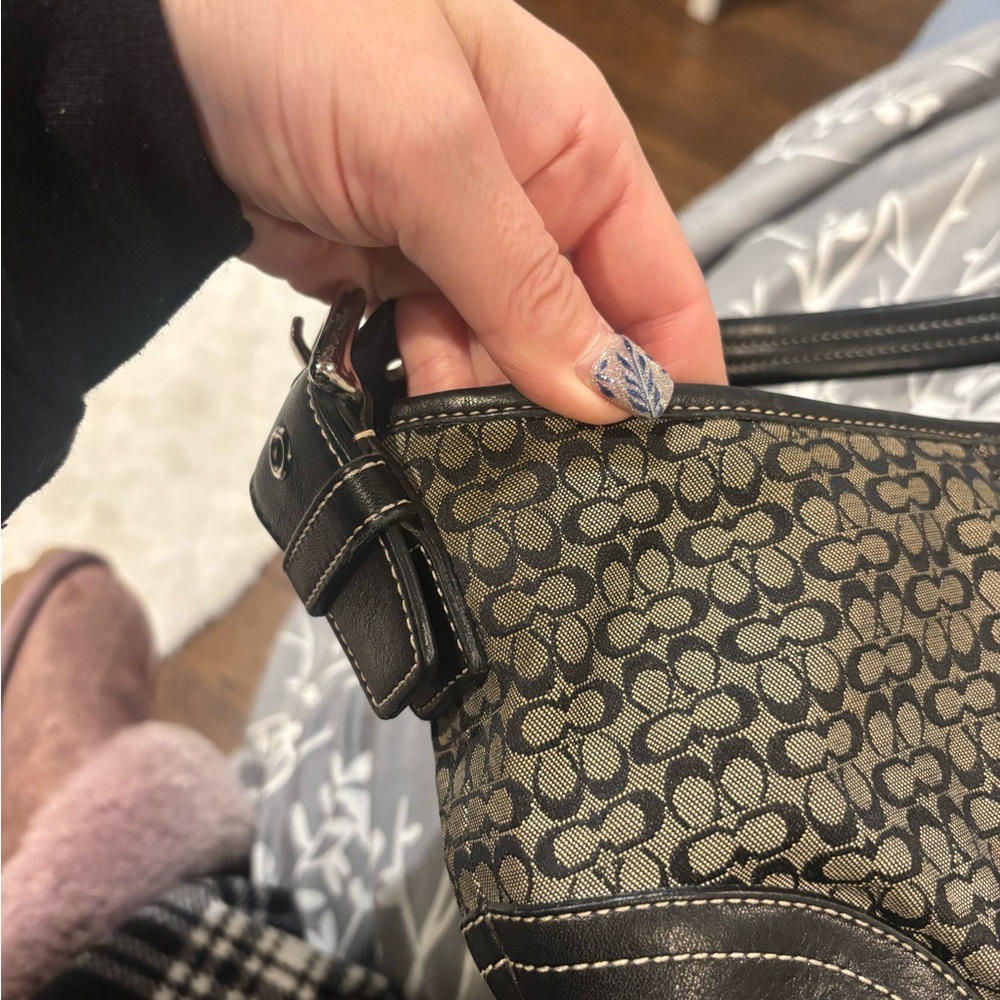 Coach Black Patterned Shoulder Bag - Picture 3 of 6